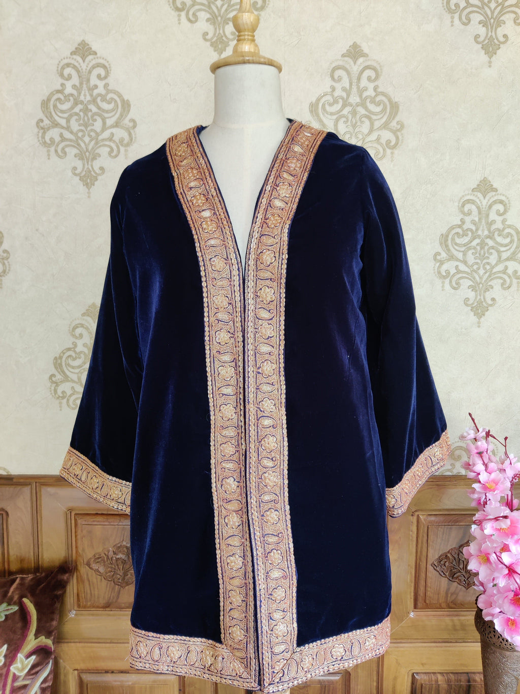 Blue Kashmiri Velvet Kimono Robe with Tilla Embroidery – 89cm