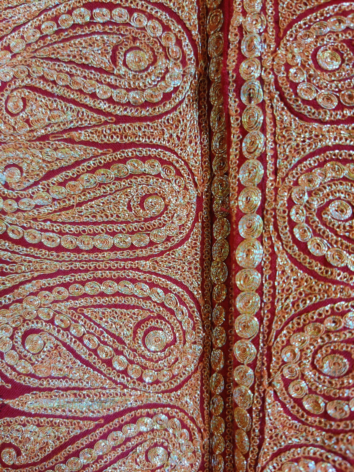 Kashmiri Robe With tilla Embroidery , Luxurious Velvet Kimono Robe With Tilla Work